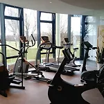 מלון Hotel Meerane 4*
