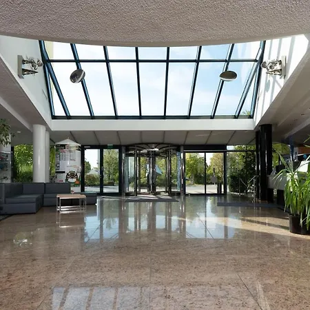 Hotel Meerane ホテル