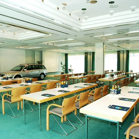 Hotel Meerane ホテル 4*