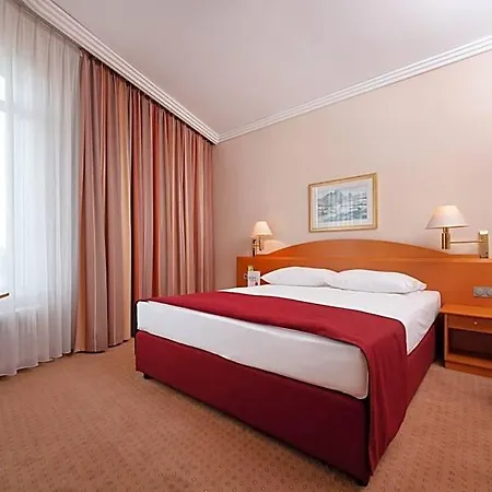 Hotel Meerane 4* Meerane