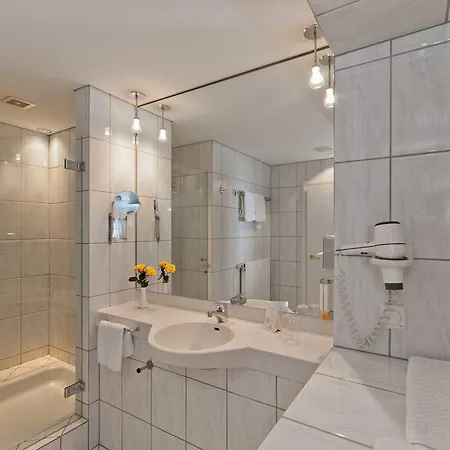 Hotel Meerane ホテル メラーネ