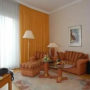 Hotel Meerane فندق ميرانه