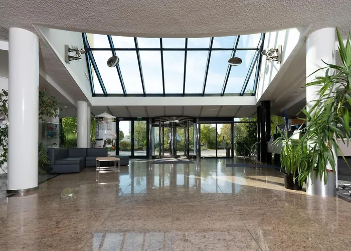 Hotel Meerane فندق