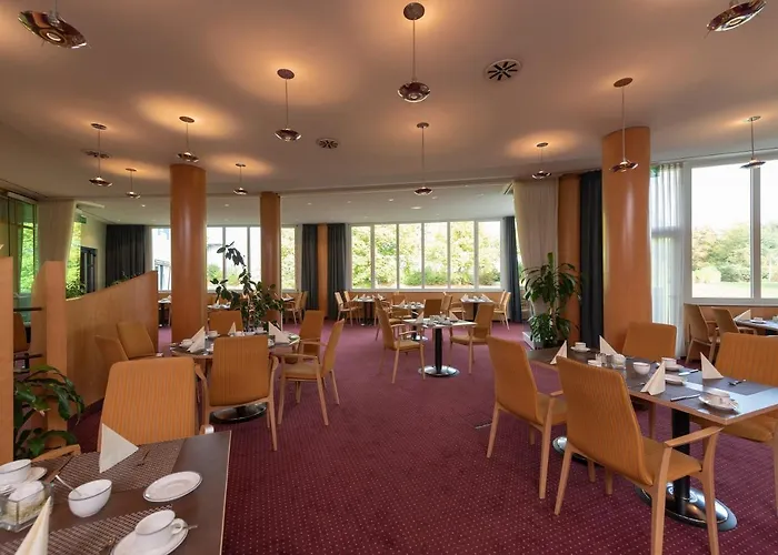 Hotel Meerane فندق