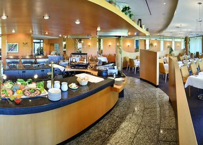 Hotel Meerane فندق 4*