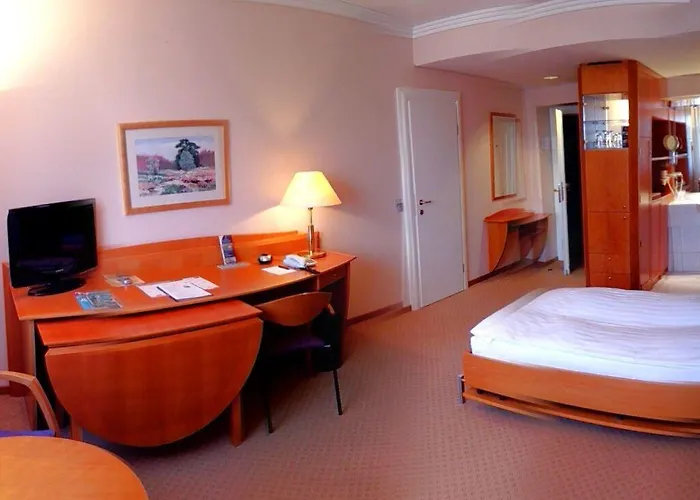 فندق Hotel Meerane ميرانه